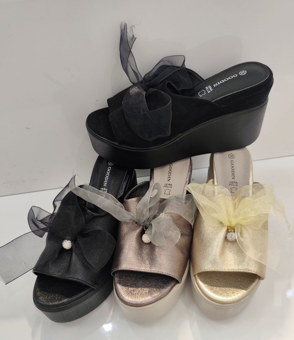 Klapki damskie Roz 36-41 / 12 par